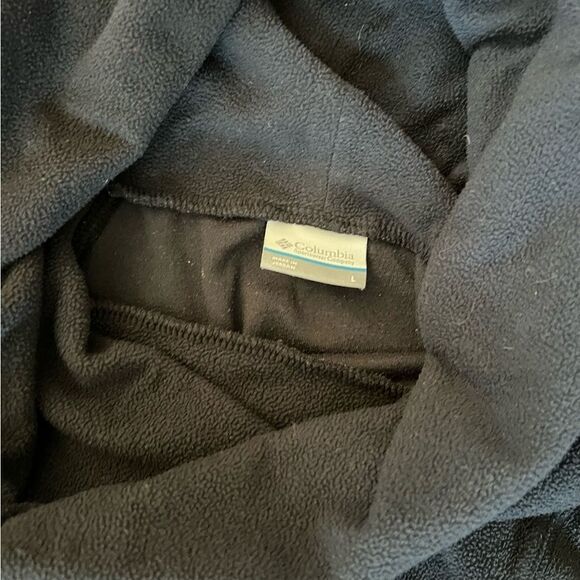 Columbia black fleece tunic with cowl neck, size large. - Picture 3 of 3